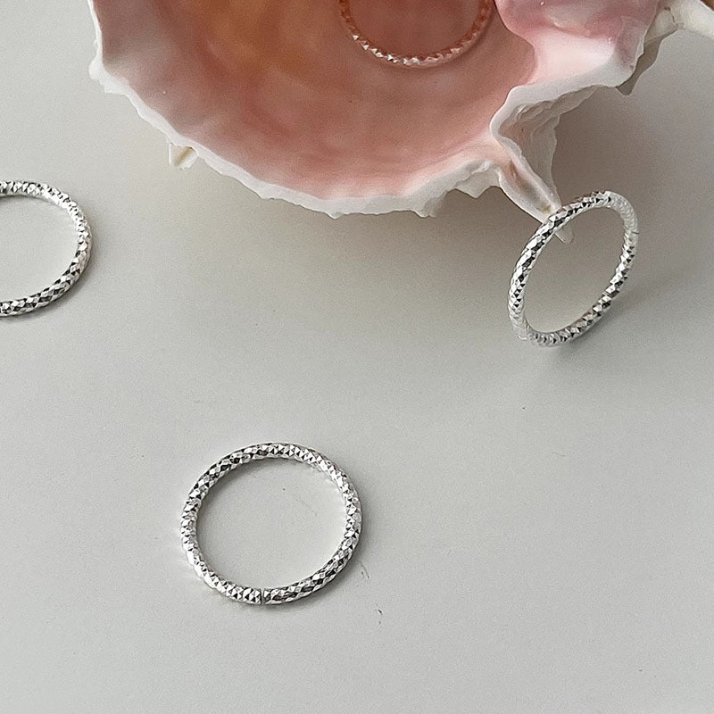 Silberring mit Wellen-Diamantmuster